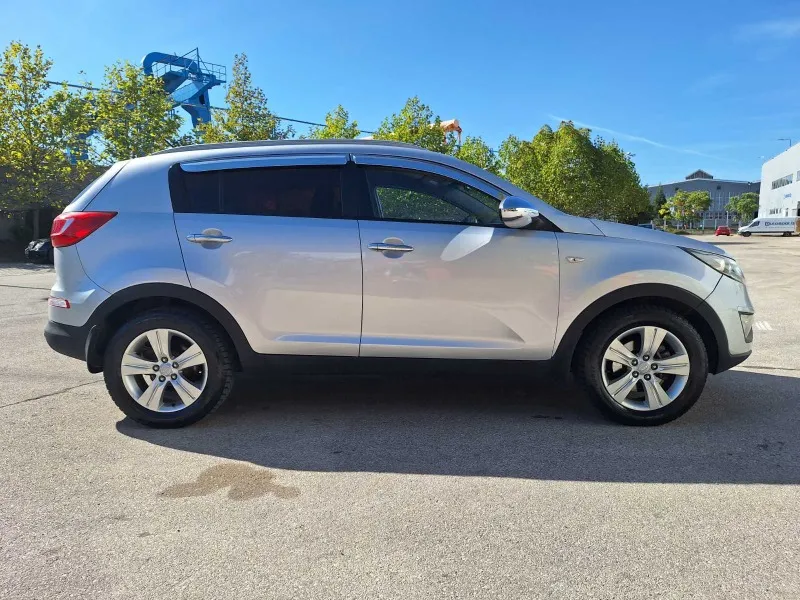 Kia Sportage Автоматик/4х4/Кожа Image 4